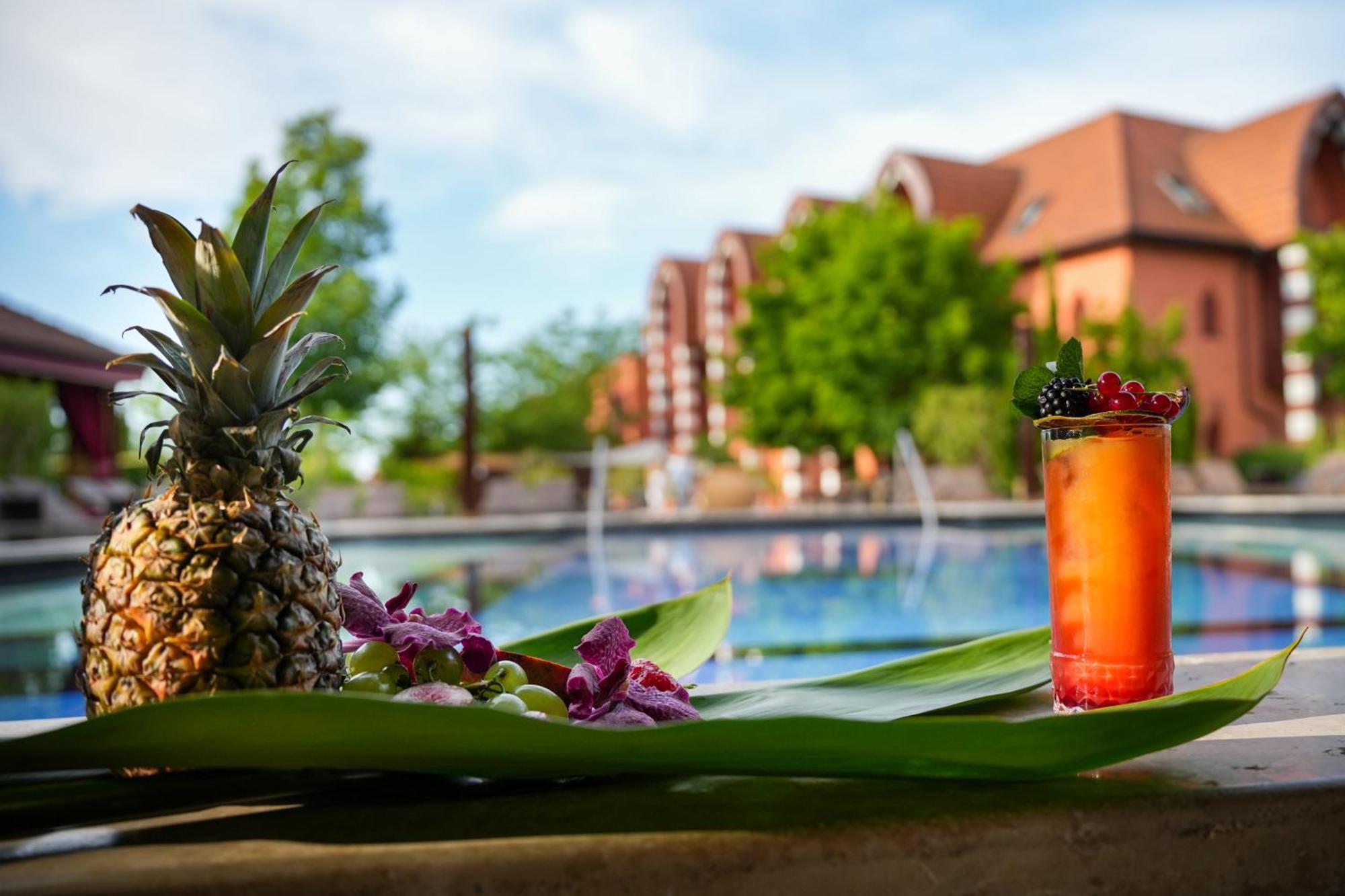 Meses Shiraz Hotel Superior-Adults Only Egerszalók Zewnętrze zdjęcie